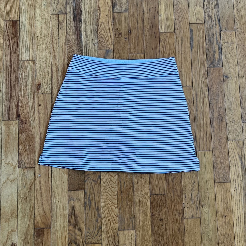 Athletic skirt